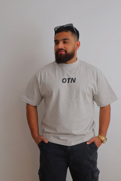 OTN BEAR CLUB - Oversized Tee