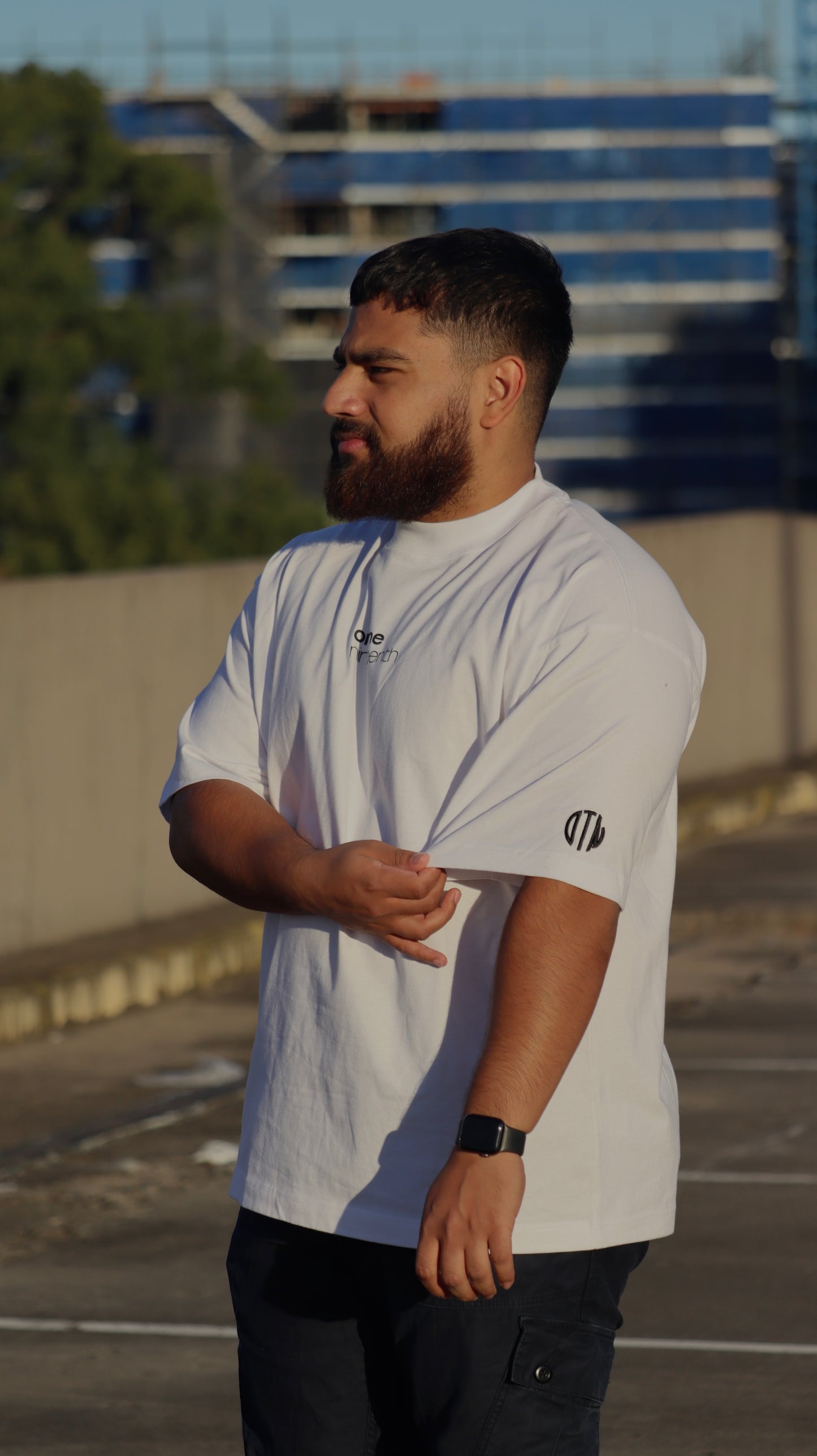 (PRE-ORDER) Oversized Tee - White